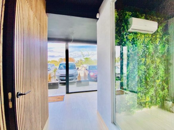 1 Bathroom Commercial in Orihuela Costa - Caza De Casa