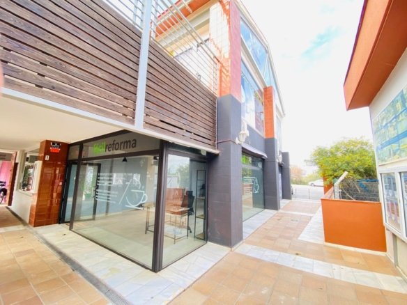 1 Bathroom Commercial in Orihuela Costa - Caza De Casa