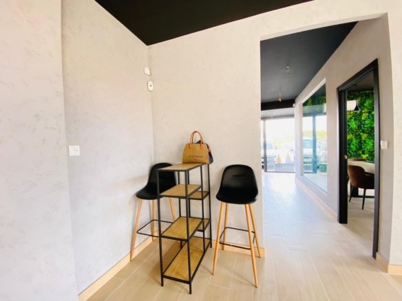 1 Bathroom Commercial in Orihuela Costa - Caza De Casa
