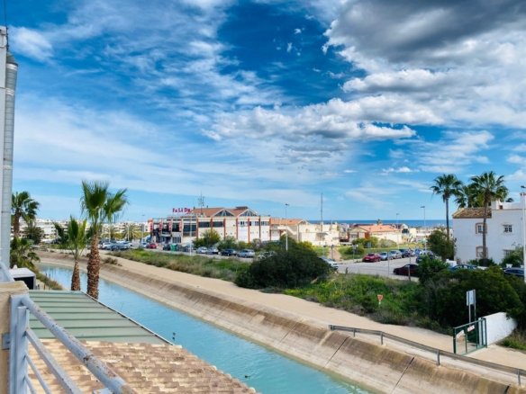 1 Bathroom Commercial in Orihuela Costa - Caza De Casa