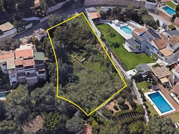 Land in Benalmadena - Caza De Casa
