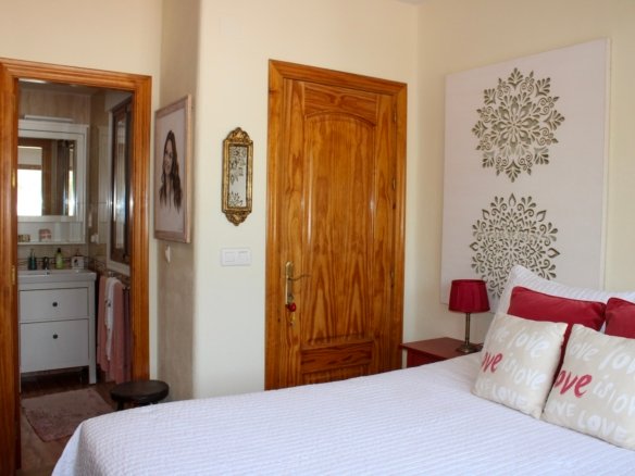4 Bedroom 4 Bathroom Villa in Almunecar - Caza De Casa