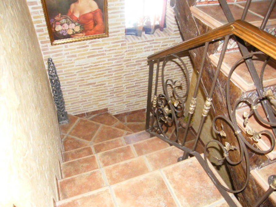 6 Bedroom 4 Bathroom Town House in Daya Nueva - Caza De Casa