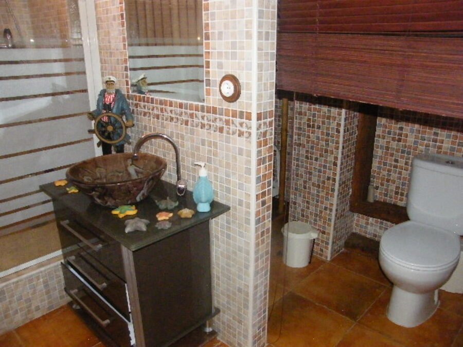 6 Bedroom 4 Bathroom Town House in Daya Nueva - Caza De Casa