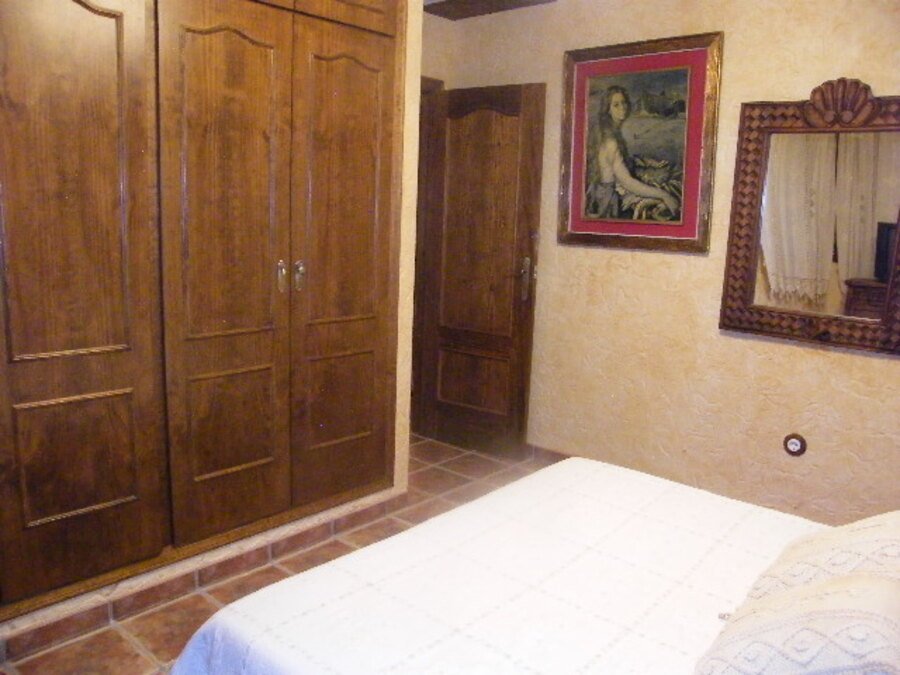 6 Bedroom 4 Bathroom Town House in Daya Nueva - Caza De Casa