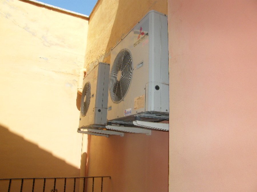 6 Bedroom 4 Bathroom Town House in Daya Nueva - Caza De Casa