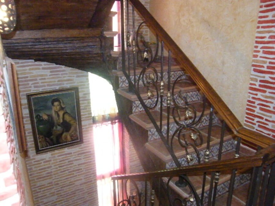 6 Bedroom 4 Bathroom Town House in Daya Nueva - Caza De Casa