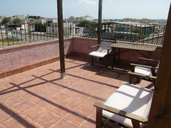 6 Bedroom 4 Bathroom Town House in Daya Nueva - Caza De Casa