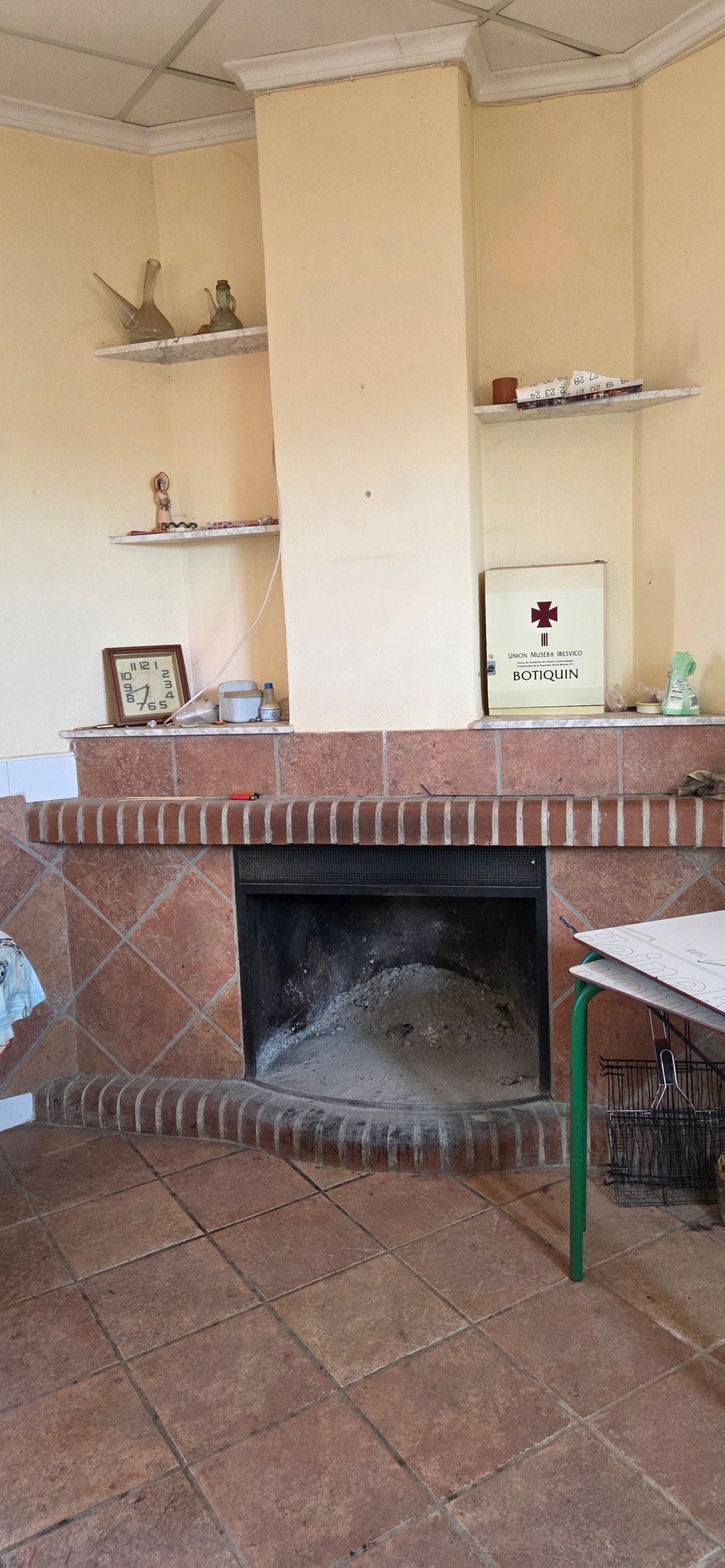 1 Bathroom Country House in Yecla - Caza De Casa