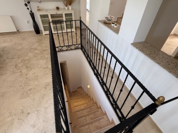 4 Bedroom 2 Bathroom Villa in Orihuela - Caza De Casa