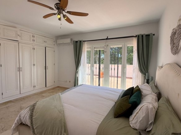 4 Bedroom 2 Bathroom Villa in Orihuela - Caza De Casa