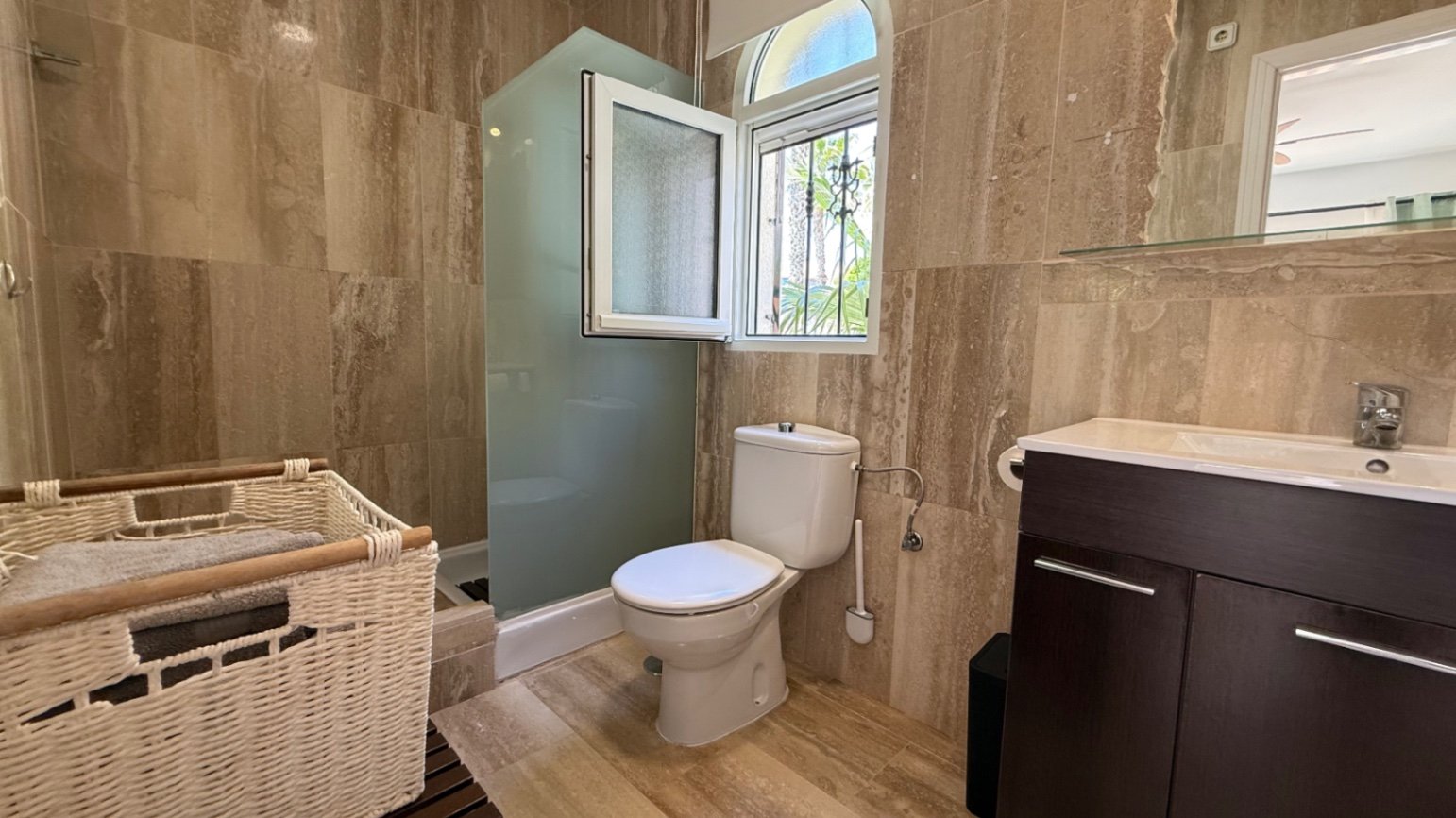 4 Bedroom 2 Bathroom Villa in Orihuela - Caza De Casa