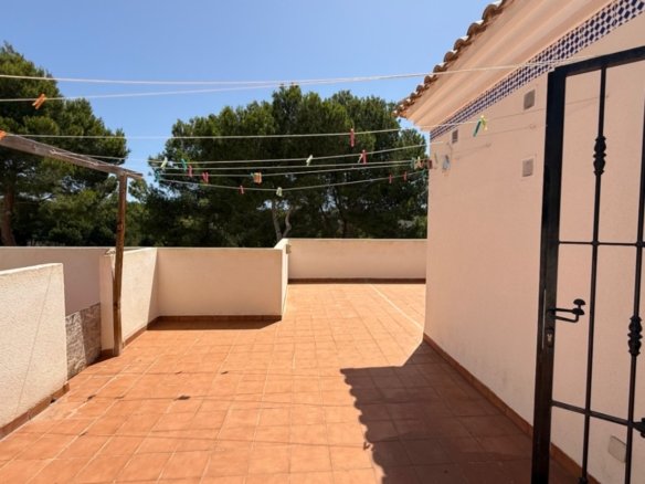 4 Bedroom 2 Bathroom Villa in Orihuela - Caza De Casa