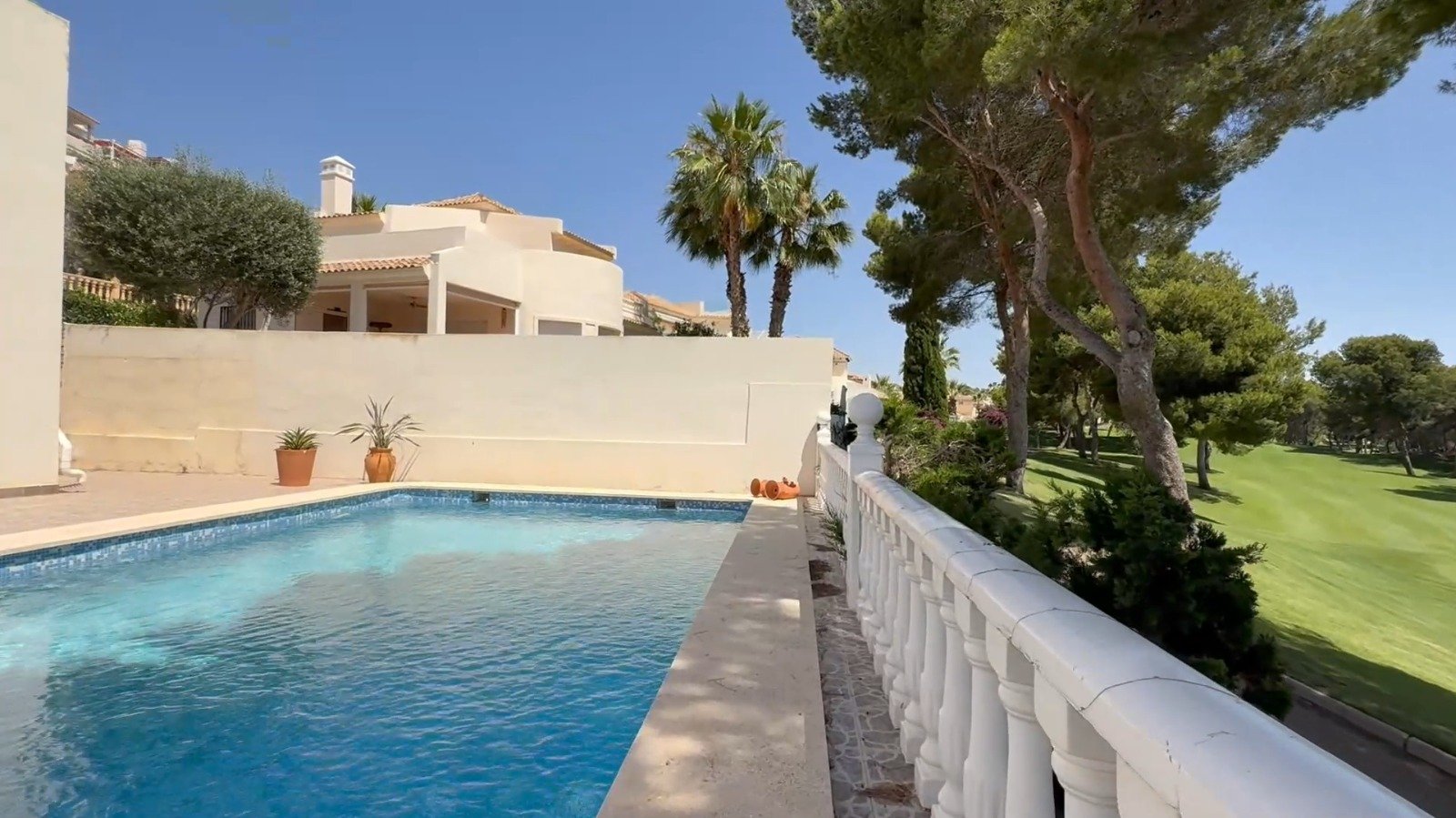 4 Bedroom 2 Bathroom Villa in Orihuela - Caza De Casa