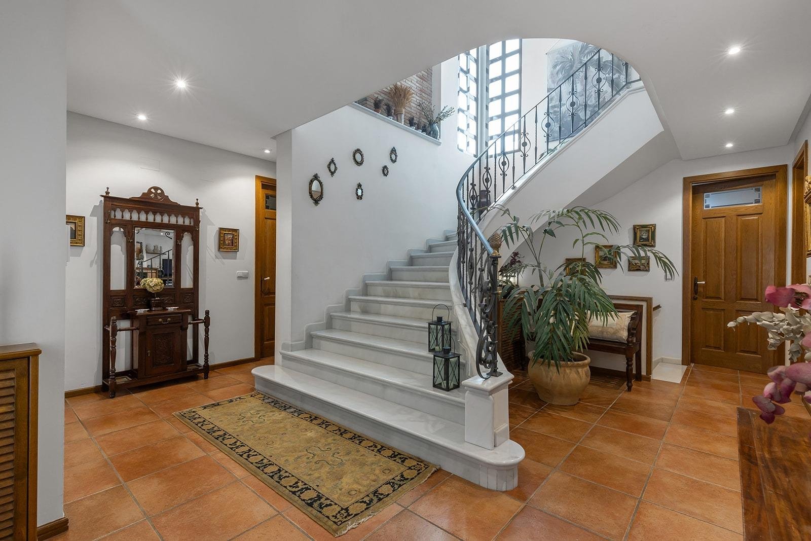 7 Bedroom 7 Bathroom Villa in Torrevieja - Caza De Casa
