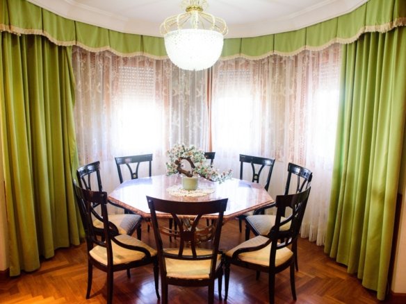 6 Bedroom 3 Bathroom Villa in Caudete - Caza De Casa