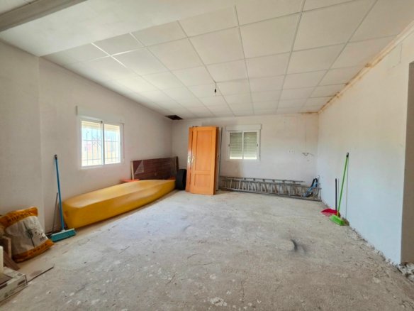 3 Bedroom 1 Bathroom Country House in Jumilla - Caza De Casa