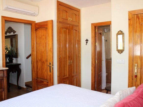 4 Bedroom 4 Bathroom Villa in Almunecar - Caza De Casa