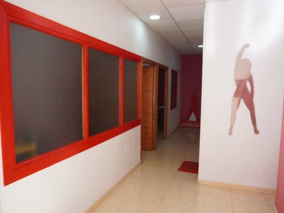 4 Bath Commercial in Murcia - Caza De Casa