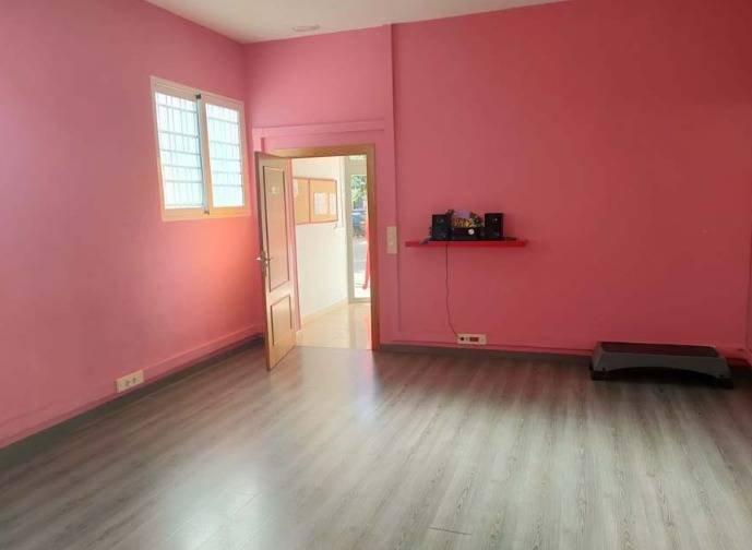 4 Bath Commercial in Murcia - Caza De Casa