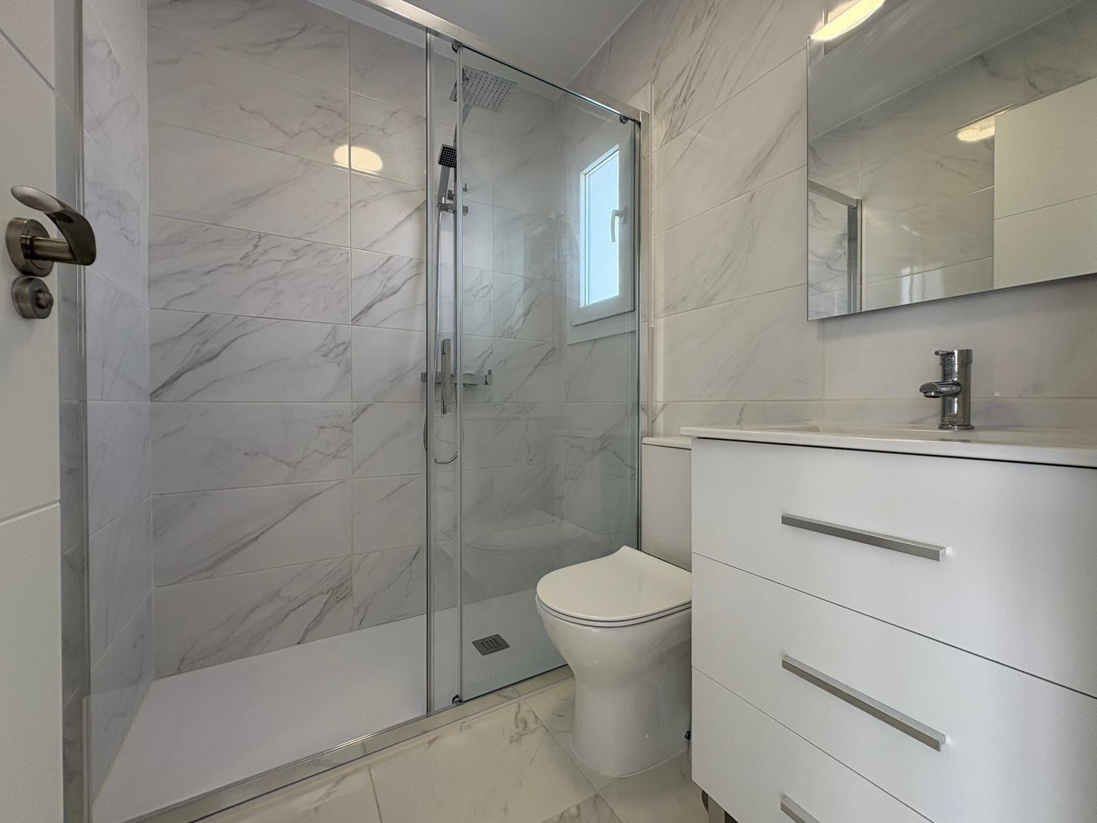 3 Bedroom 2 Bathroom Town House in Torrevieja - Caza De Casa