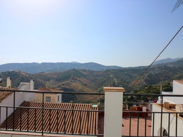 1 Bedroom 1 Bathroom Town House in Frigiliana - Caza De Casa