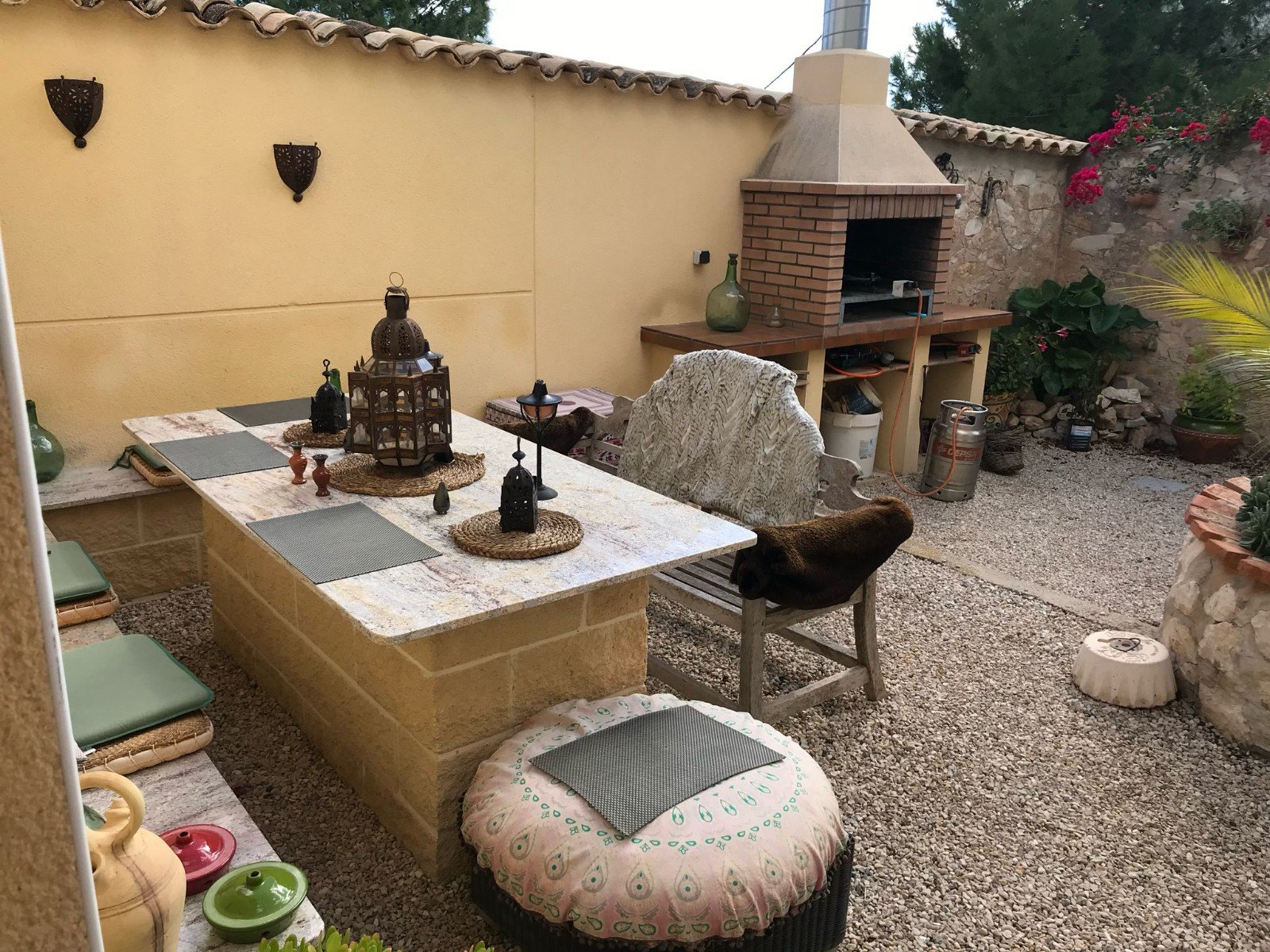5 Bedroom 2 Bathroom Country House in Monóvar/Monóver - Caza De Casa