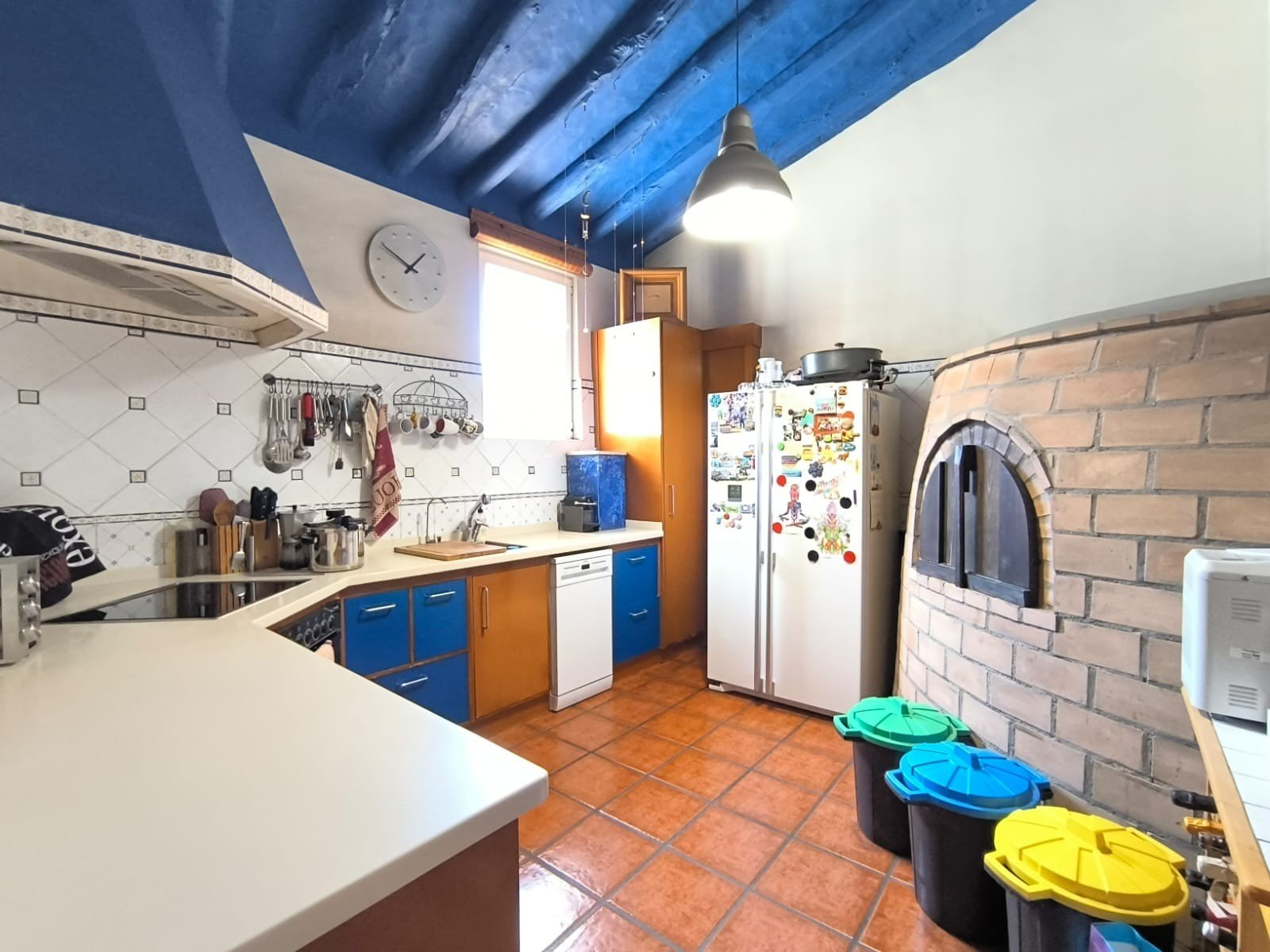 4 Bedroom 2 Bathroom Country House in Villena - Caza De Casa