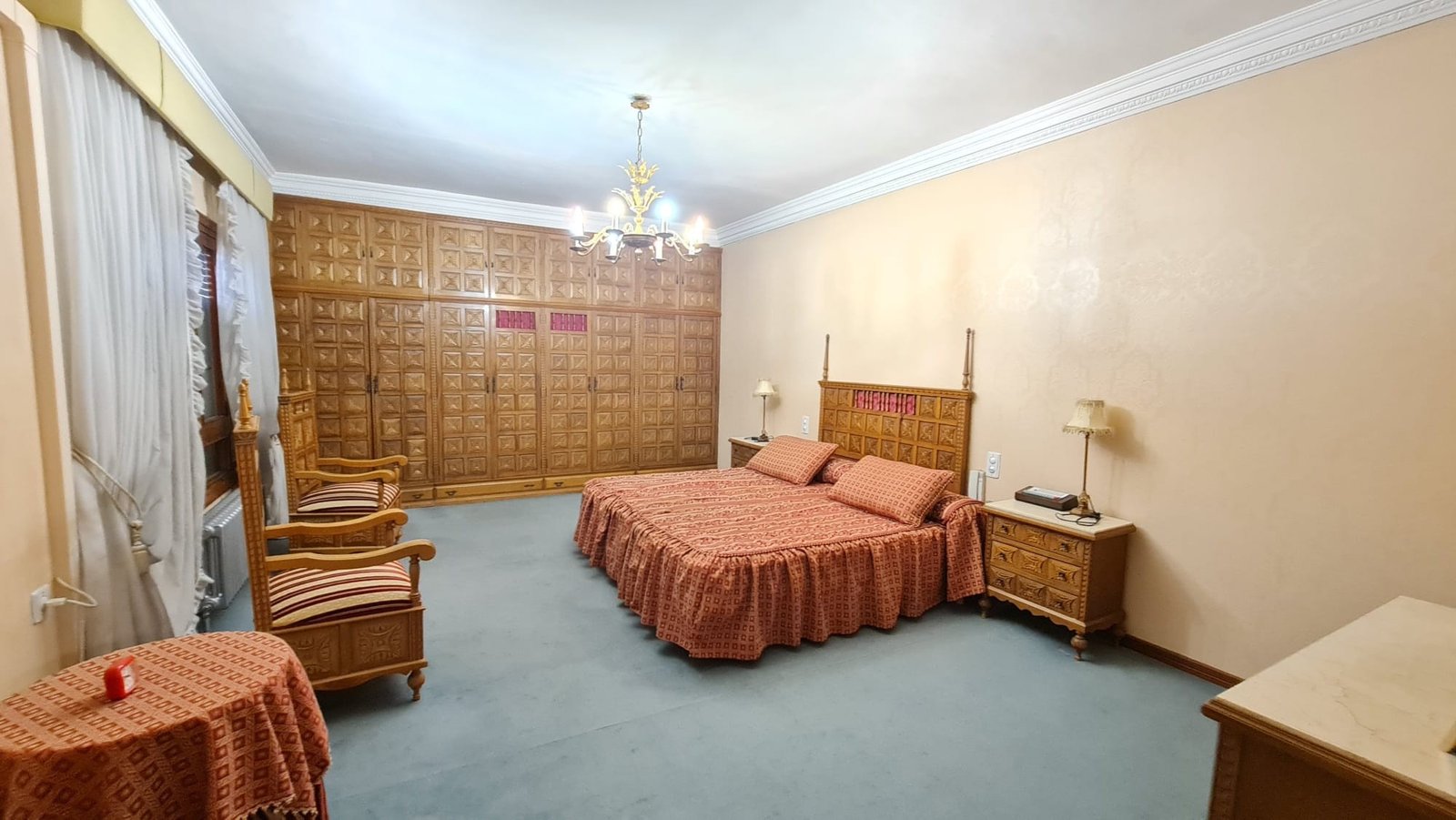 4 Bedroom 3 Bathroom Town House in Elda - Caza De Casa