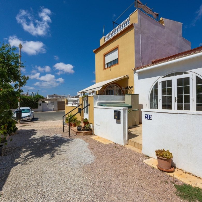 1 Bedroom 1 Bathroom Town House in Torrevieja - Caza De Casa
