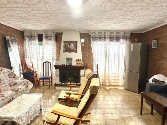 4 Bedroom 2 Bathroom Town House in Torrevieja - Caza De Casa