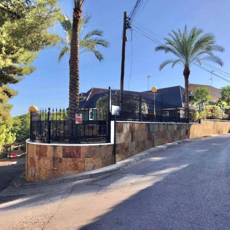 6 Bedroom 10 Bathroom Villa in El Palmar - Caza De Casa