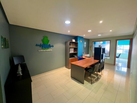 Commercial in Orihuela - Caza De Casa