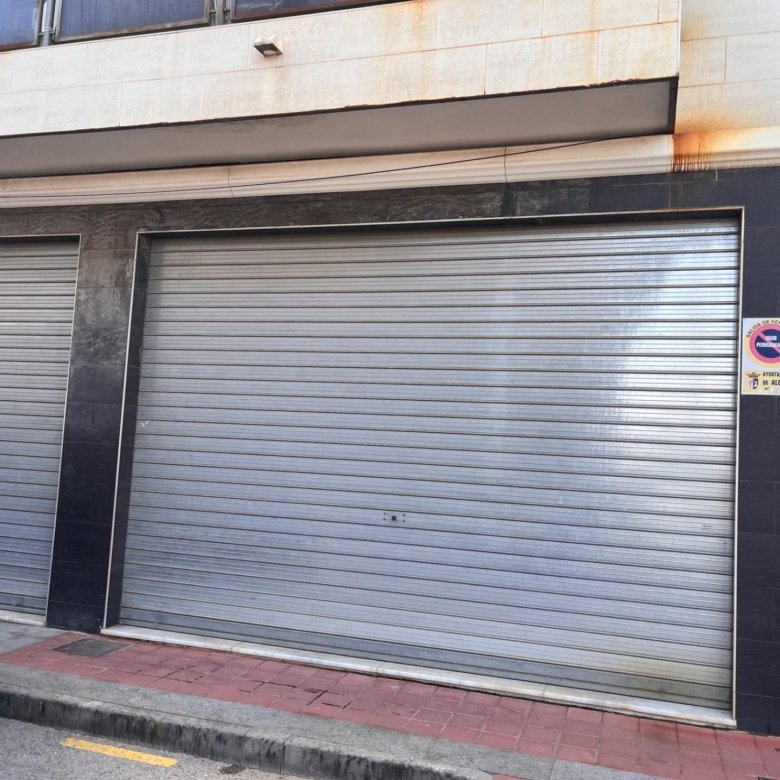1 Bath Commercial in Algorfa - Caza De Casa