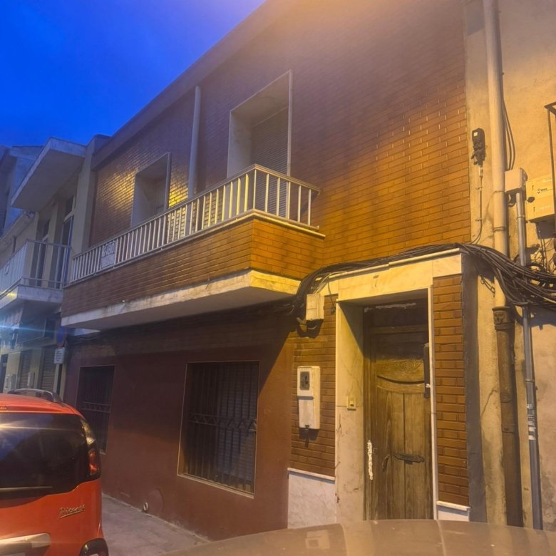 7 Bed 3 Bath Town House in Orihuela - Caza De Casa