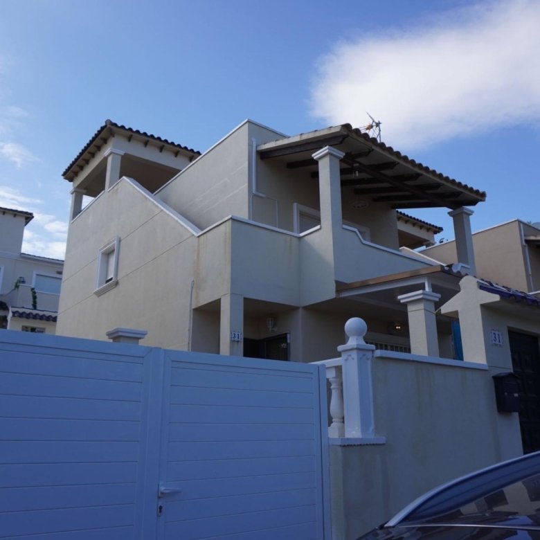 3 Bedroom 2 Bathroom Villa in San Miguel de Salinas - Caza De Casa