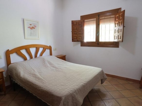 4 Bedroom 2 Bathroom Villa in Orihuela Costa - Caza De Casa