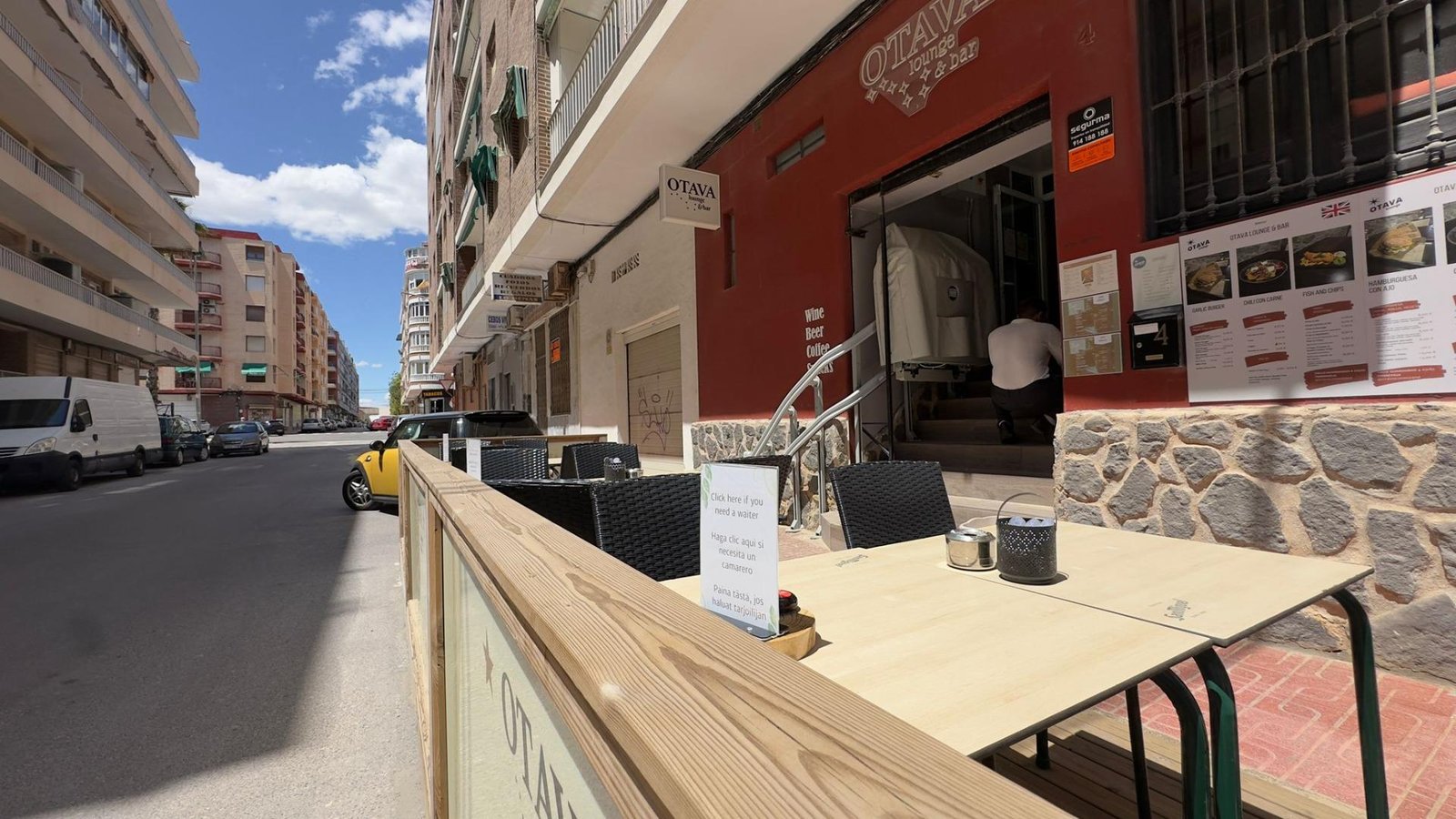 2-10 Commercial in Torrevieja - Caza De Casa
