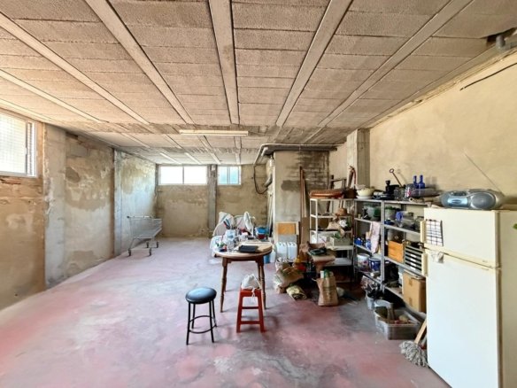 Commercial in Torrevieja - Caza De Casa