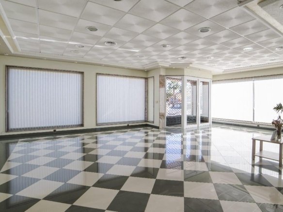 5 Bedroom 5 Bathroom Town House in Los Alcazares - Caza De Casa