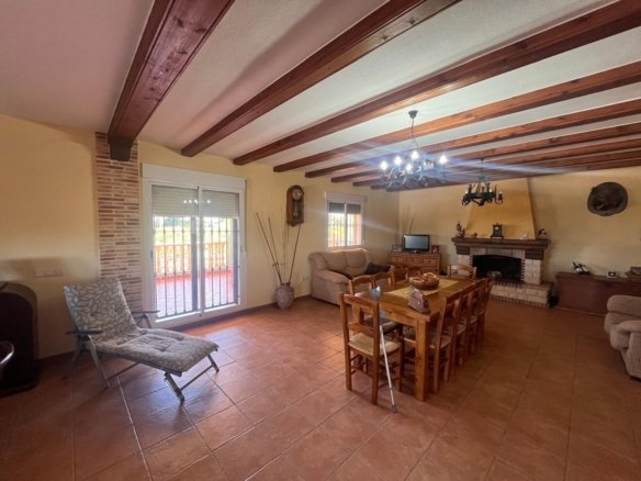 2 Bedroom 1 Bathroom Finca in Daya Nueva - Caza De Casa