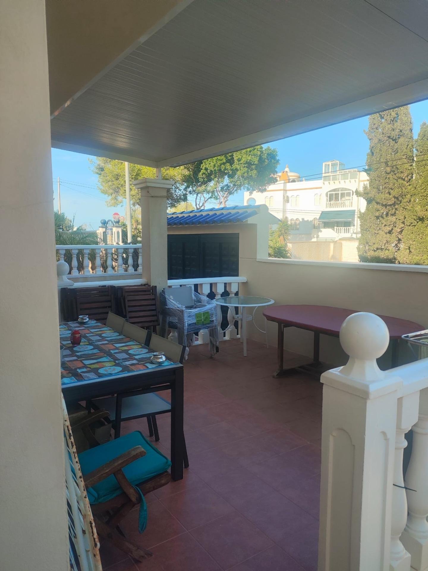 3 Bedroom 2 Bathroom Villa in San Miguel de Salinas - Caza De Casa