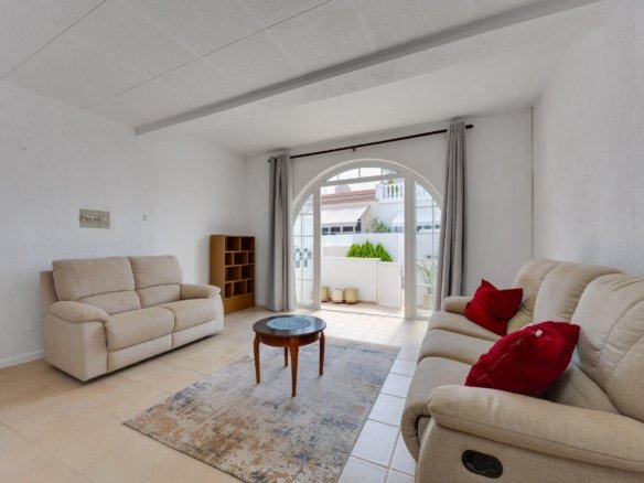 1 Bedroom 1 Bathroom Town House in Torrevieja - Caza De Casa