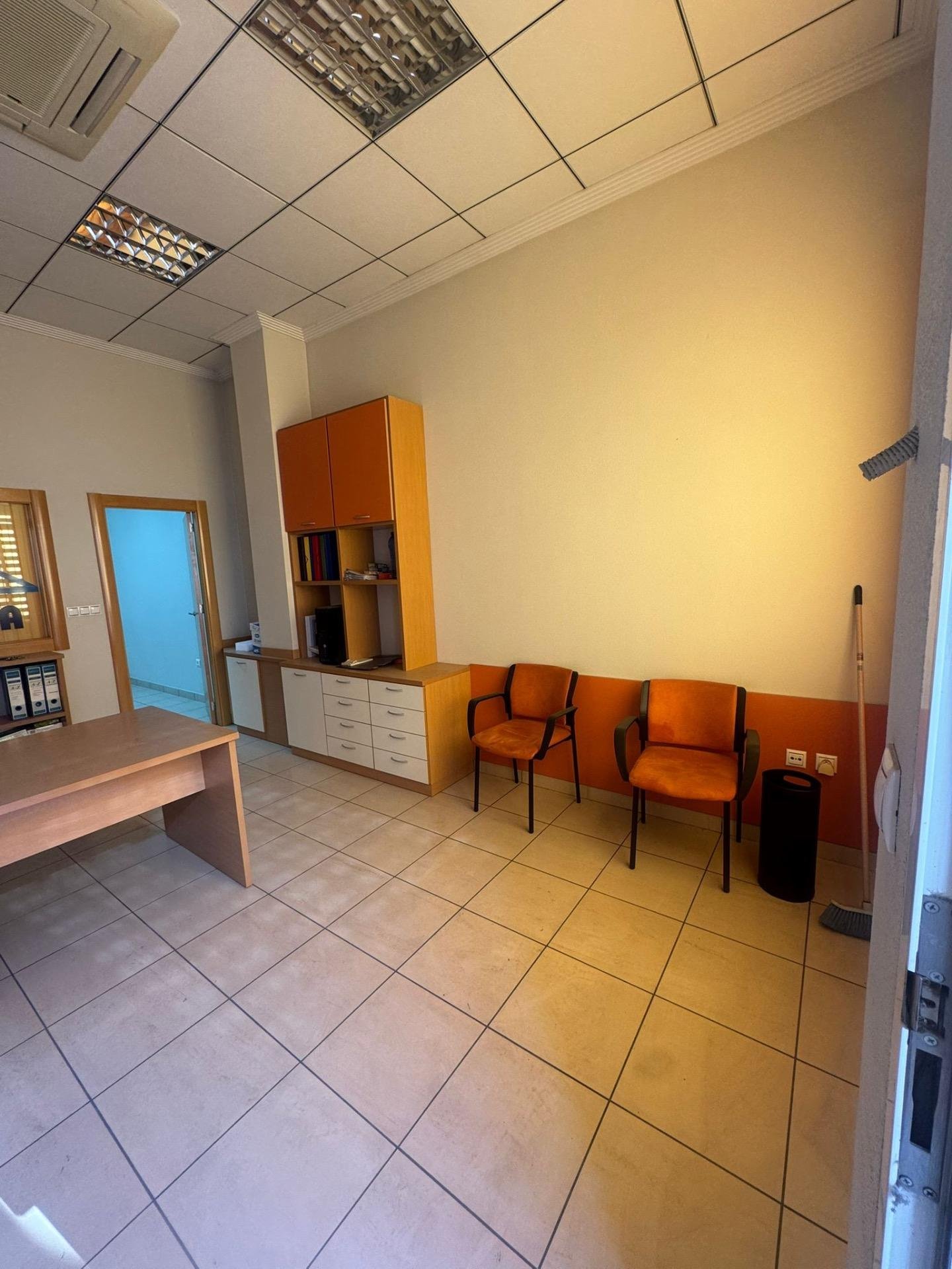 1 Bath Commercial in Bigastro - Caza De Casa