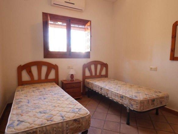 4 Bedroom 2 Bathroom Villa in Orihuela Costa - Caza De Casa