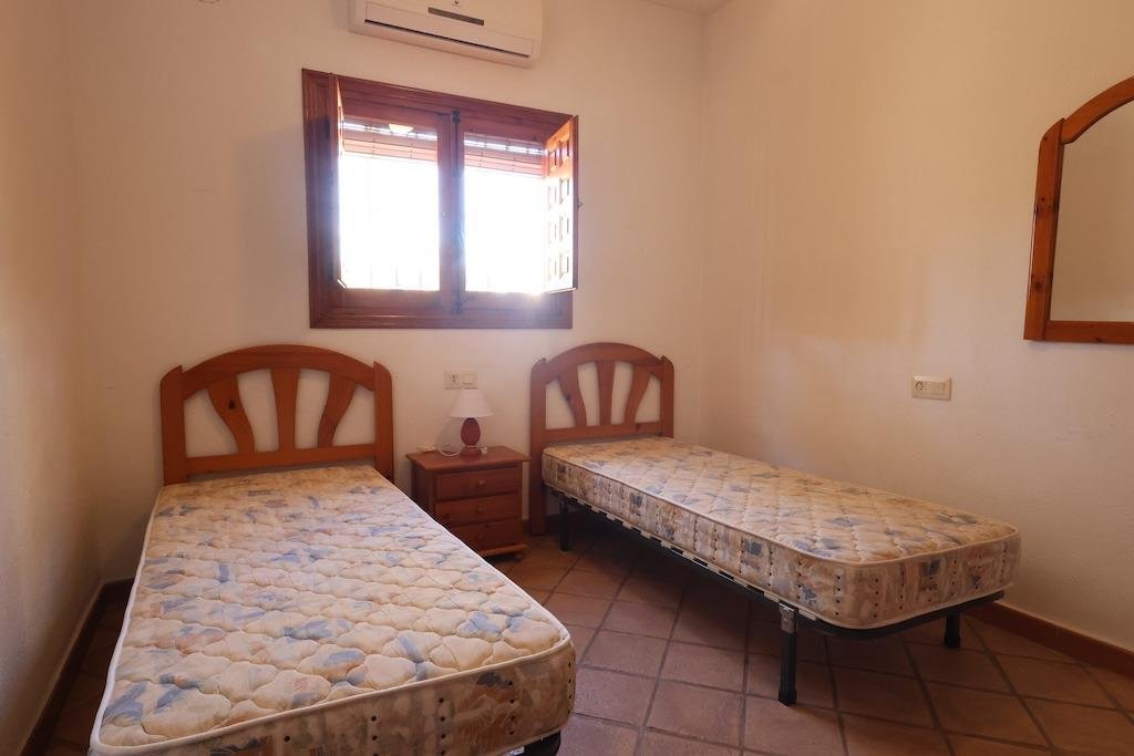 4 Bedroom 2 Bathroom Villa in Orihuela Costa - Caza De Casa