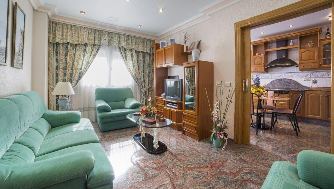 5 Bedroom 5 Bathroom Town House in Los Alcazares - Caza De Casa