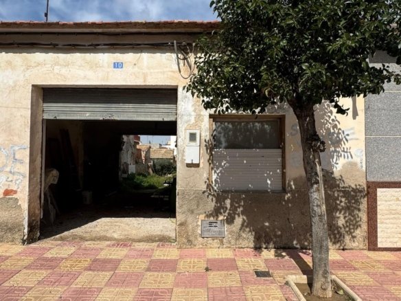 550 m² Land in Jacarilla - Caza De Casa
