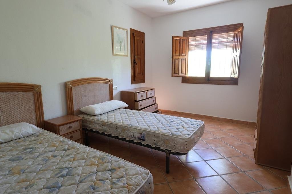 4 Bedroom 2 Bathroom Villa in Orihuela Costa - Caza De Casa