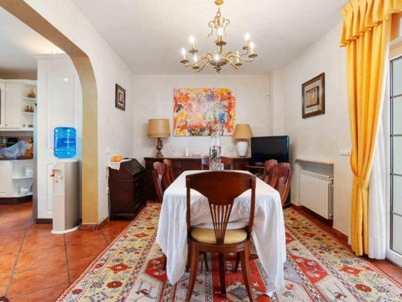 3 Bedroom 4 Bathroom Villa in Cabo Roig - Caza De Casa